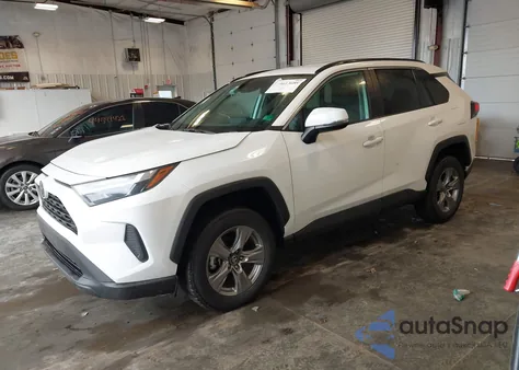 2025 Toyota Rav4 Xle z USA, uszkodzony, nr VIN 2T3P1RFV1SC502339